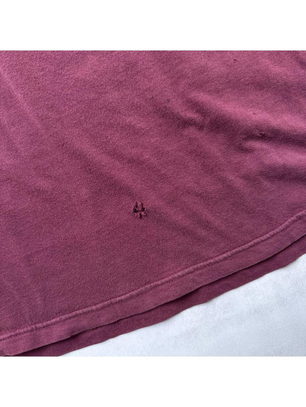 Y2K Guess Burgundy Grunge Distressed T shirt - Picture 8 of 8